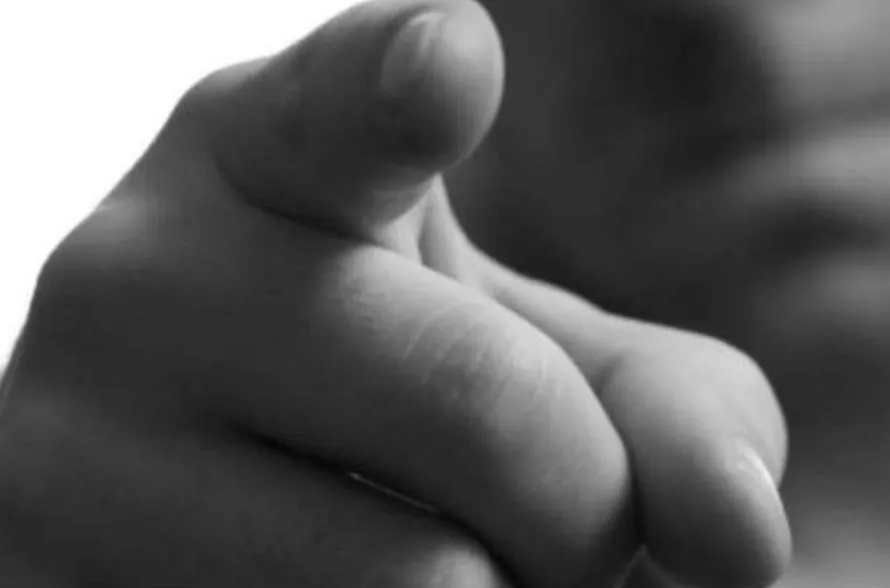 बरेली: फौजी साले से उधार लिए 4.50 लाख, मांगने पर पत्नी को तलाक देने की दी धमकी