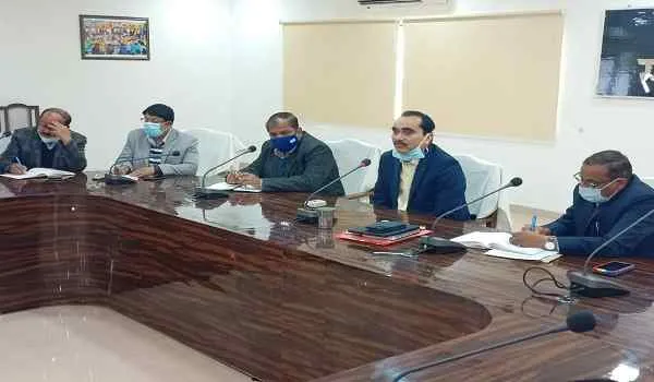 अमरोहा : सीएम योगी के कार्यक्रम की तैयारियों को लेकर डीएम ने की बैठक, अधिकारियों को दिए निर्देश