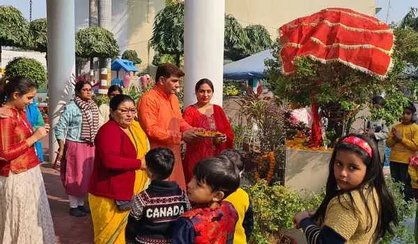 मुरादाबाद : तुलसी पूजन कर मांगा आशीर्वाद