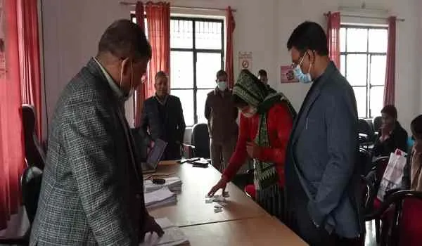 मुरादाबाद : सात एएनएम को मिला नियुक्ति पत्र, आवंटित किए स्वास्थ्य केंद्र