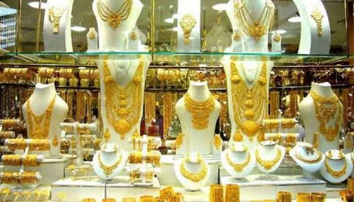 सोना 57 रुपये मजबूत, चांदी 183 रुपये चढ़ी