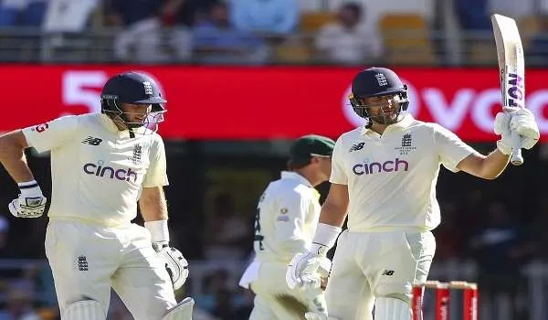 Ashes 2021: जो रूट और डेविड मलान का अर्धशतक, एडिलेड टेस्ट में इंग्लैंड ने की वापसी