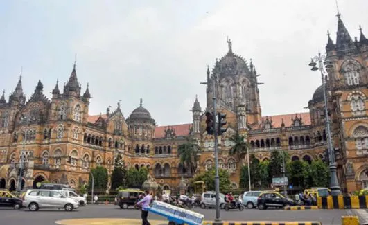 ओमिक्रोन का खतरा: मुंबई में खुले, बंद स्थानों पर नहीं होगा नए साल का आयोजन, धारा 144 जारी…