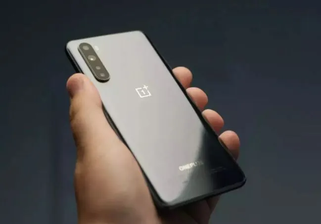 जनवरी 2022 में धूम मचाएगा  OnePlus 10 Pro, बैटरी, कैमरा समेत कई फीचर्स हैं कमाल