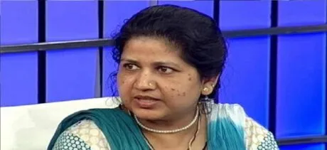 किच्छा: नवविवाहिता को तीन तलाक देने और खुले मैदान में महिला का प्रसव कराने की घटना का संज्ञान लेने पहुंची सायरा बानो