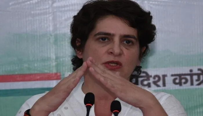 मेरे बच्चों के इंस्टाग्राम अकाउंट हैक करा रही योगी सरकार- प्रियंका गांधी