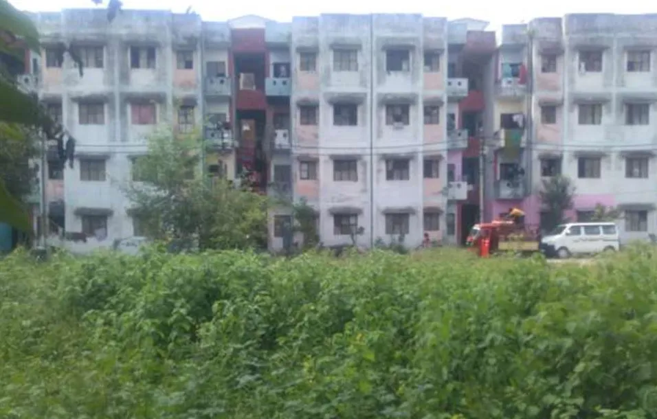 बरेली: साधारण स्टांप पर जमीन की बिक्री दर्शा कर जता रहे मालिकाना हक