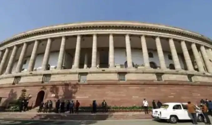 संसद का निर्धारित समय से एक दिन पहले ही शीतकालीन सत्र समाप्त, सत्ता पक्ष और विपक्ष के बीच बना रहा गतिरोध