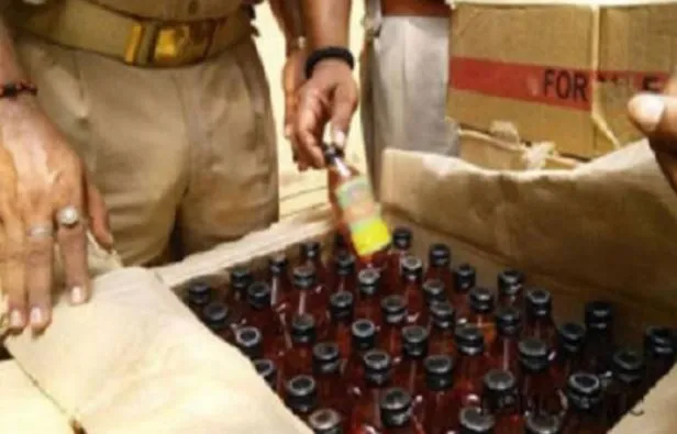 राजस्थान के पाली में 50 लाख रुपये की अवैध अंग्रेजी शराब बरामद, दो लोग गिरफ्तार
