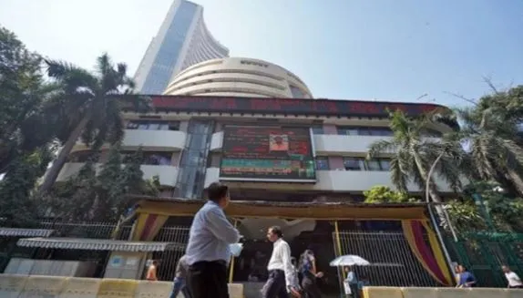 सेंसेक्स 497 अंक उछला, निफ्टी 16,750 के ऊपर पहुंचा