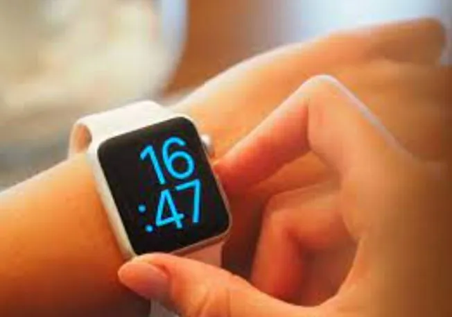 Google जल्द ला रही है अपनी पहली Smartwatch…
