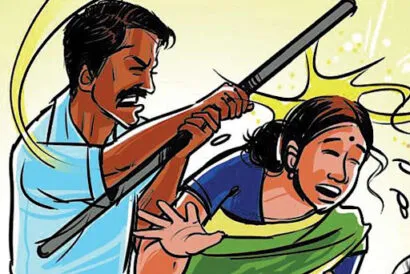 रुद्रपुर: बुजुर्ग महिला ने बहु और बेटे पर लगाया मारपीट का आरोप