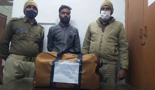 मुरादाबाद : राजस्थान निवासी युवक को किया गिरफ्तार, 20 किलो गांजा बरामद