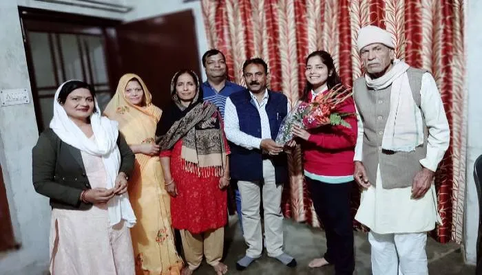 बाराबंकी: सौम्या चौधरी ने किया जिले का नाम रोशन