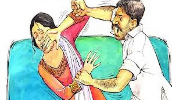 मुरादाबाद : जेठ ने किया दुष्कर्म का प्रयास, पति ने घर से निकाल रचाया दूसरा विवाह