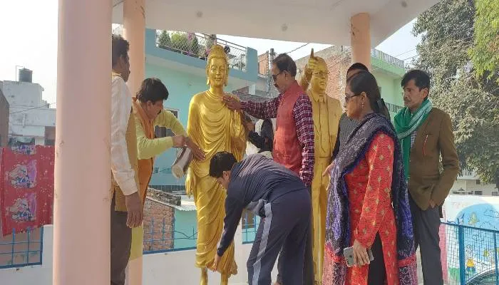 महापुरुषों ने देश को स्वाधीन कराने में सर्वोच्च बलिदान : साकेत मिश्र