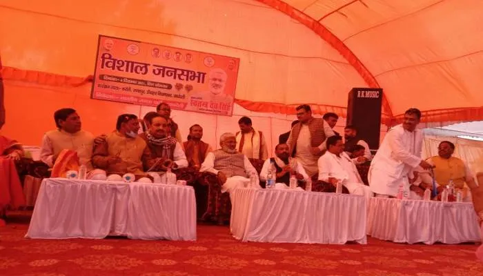 रायबरेलीः स्वतंत्र देव सिंह ने अखिलेश और सोनिया पर साधा निशाना, जानें क्या कहा?