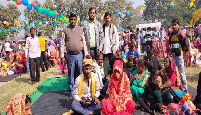 बाराबंकी: सामूहिक विवाह में 78 जोड़ों ने लिए साथ फेरे, एक जोड़े का हुआ निकाह