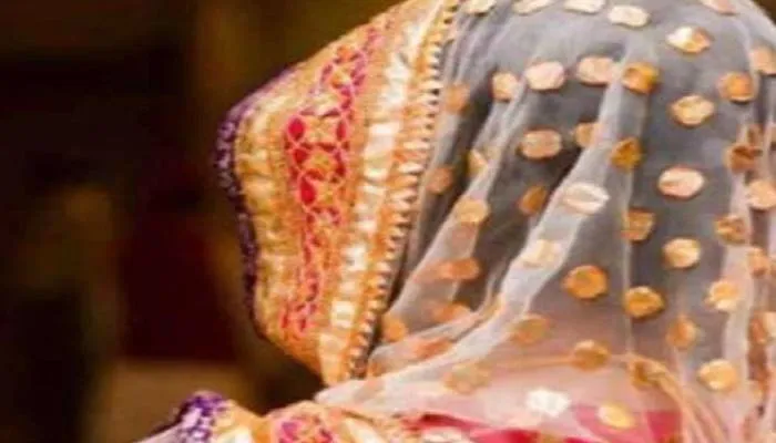 बाराबंकी: नवविवाहिता की संदिग्ध परिस्थितियों में इलाज के दौरान मौत, पिता ने लगाया हत्या का आरोप