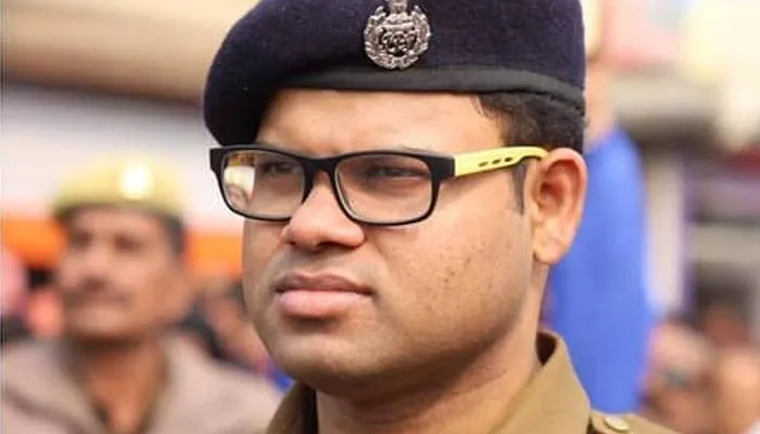 लखनऊ: डीसीपी ने आदर्श व्यापार मंडल के पदाधिकारियों के साथ की बैठक, दिया ये आश्वासन