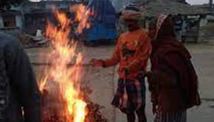 राजधानी में शीतलहर के कारण बढ़ी कनकनी, तापमान में हुई गिरावट