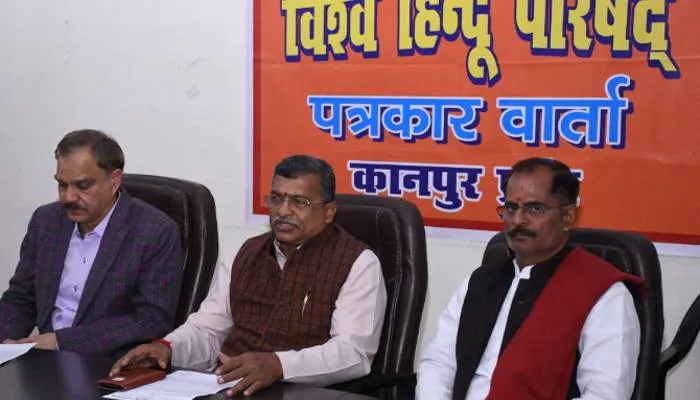 हिन्दू मन्दिरों को न्यायालय व सरकारी कब्जे से मुक्त होना चाहिए : मिलिंद परांडे