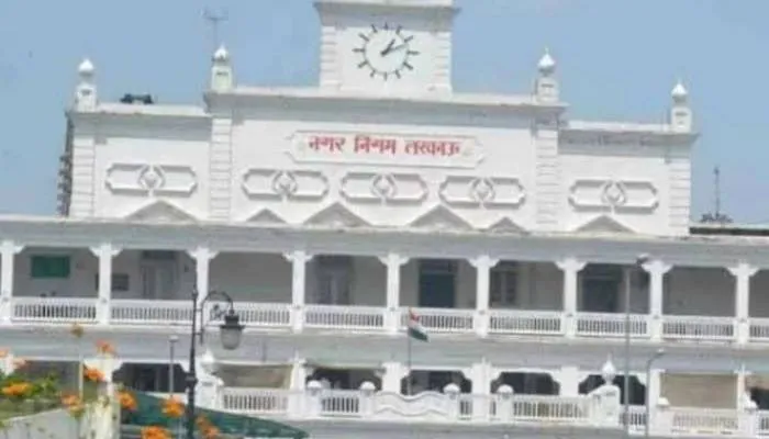 सफाई कर्मियों का EPF और ESI हजम कर रहीं हैं कार्यदायी संस्थाएं