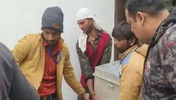 कन्नौज: पीयूष जैन के घर पांचवें दिन भी गिने गए नोट, स्टेट बैंक के कर्मचारी बक्सों में भरकर ले गए कैश व सोना