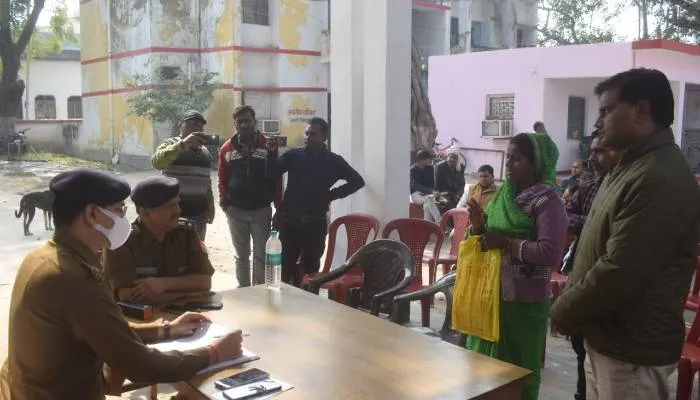 रायबरेलीः एसपी ने किया कोतवाली का निरीक्षण, महिला आरक्षियों को दिए ये निर्देश