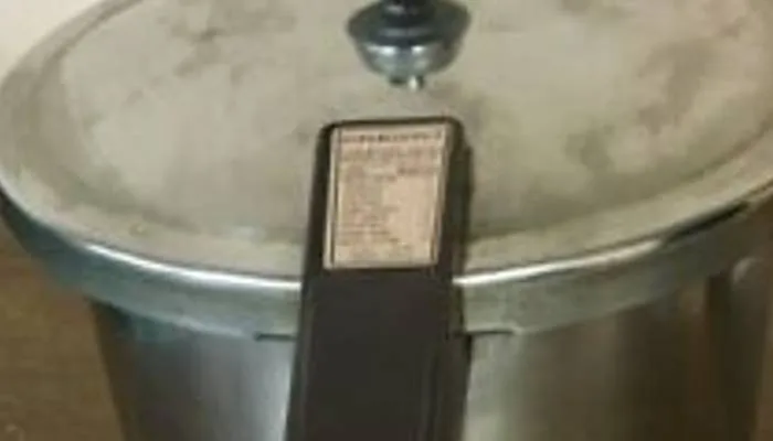 हरदोई: खाना बनाते समय फटा कुकर, छात्र झुलसा