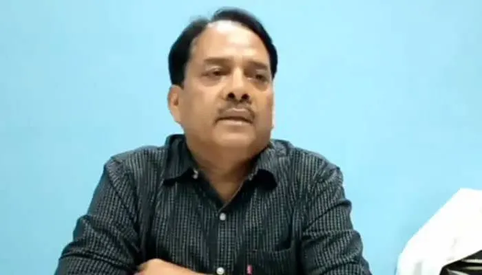 कन्नौज: डीएम ने सभी नगर पालिकाओं में स्ट्रीट वेंडर योजना के कैम्प स्थापित करने के दिए निर्देश