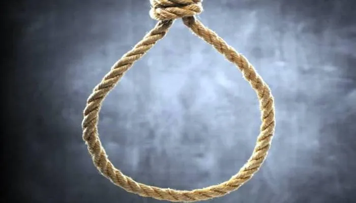 बाराबंकी: फांसी के फंदे से लटका मिला विवाहिता का शव, हत्या का केस दर्ज
