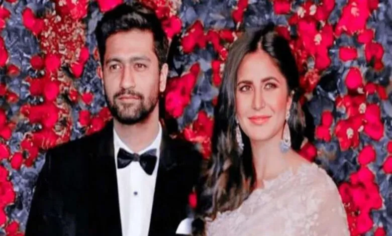 आज शादी के पवित्र बंधन में बंध रहे कैटरीना-विक्की, जानें क्यों गेस्ट्स को मोबाइल इस्तेमाल करने से किया गया है मना…