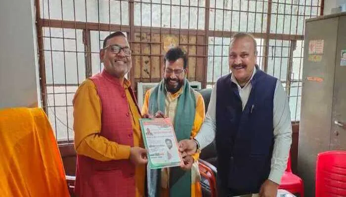 रायबरेली: अनगिनत सेवाओं के उल्लेख के साथ अभिलाष कौशल ने ठोंकी दावेदारी