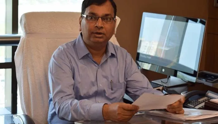 बाहर से आने वाले सात दिन रहे घर में: अमित मोहन