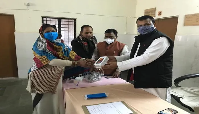 समुदाय में बीमारी के प्रति जागरूक करने में आशाओं की अहम भूमिका: सुरेश पासी
