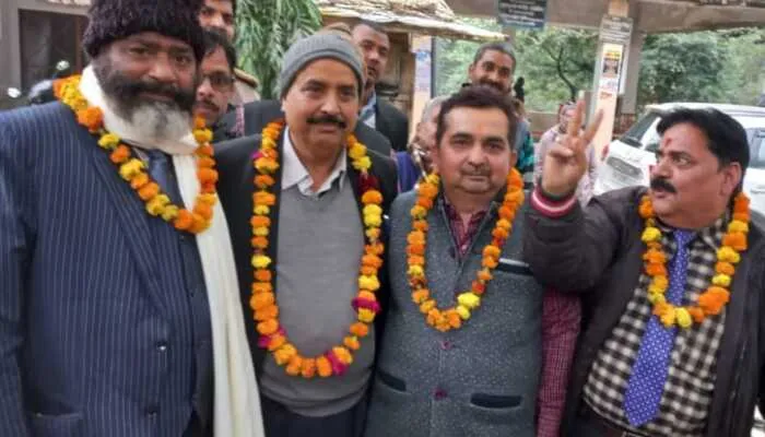 बाराबंकी: वेद प्रकाश श्रीवास्तव तहसील बार एसोसिएशन के अध्यक्ष निर्वाचित