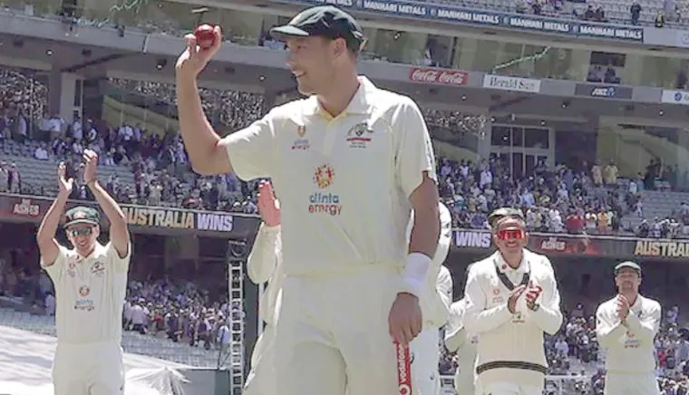 गेंदबाज स्कॉट बोलैंड के छह विकेट, आस्ट्रेलिया ने तीसरा टेस्ट और एशेज श्रृंखला जीती