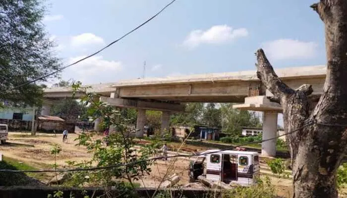 अयोध्या: ओवरब्रिज के लोकार्पण की एक और तिथि निकली, टकटकी लगा इंतजार करते रह गए रूदौलीवासी