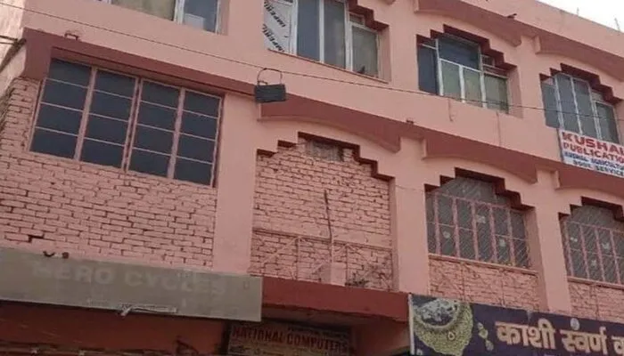वाराणसी: मस्जिद का मामला अभी ठंडा पड़ा नहीं था कि अब कांग्रेस दफ्तर भी हुआ ‘गुलाबी’, कांग्रेसियों का अल्टीमेटम