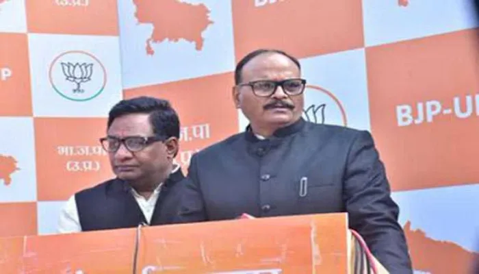 माफिया अब बेल पर नहीं जेल में रहना करते हैं पसंद: बृजेश पाठक