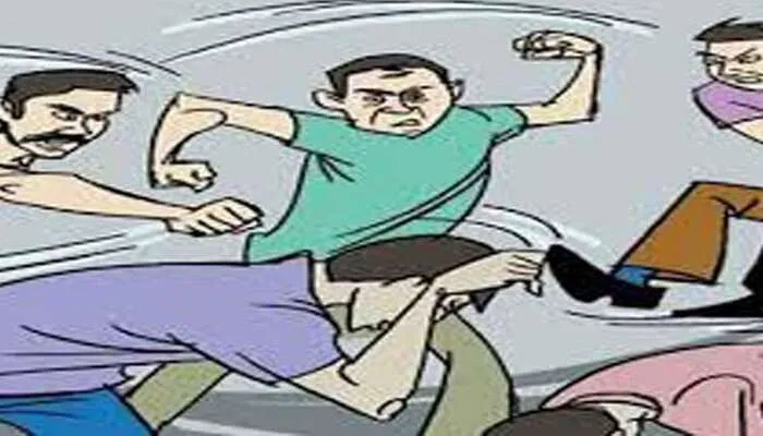 रायबरेली: गैंगमैन ने साथियों पर लगाया मारपीट का आरोप, तहरीर देकर की कार्रवाई की मांग