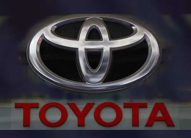 टोयोटा कंपनी का बड़ा ऐलान- अब जनवरी से महंगे हो जाएंगे Toyota के सभी वाहन