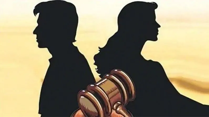 मुरादाबाद : दहेज के लिए छह बच्चों की मां को दिया तलाक