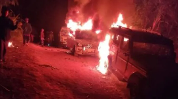नगालैंड: मोन में फायरिंग, 11 आम लोगों की मौत, सुरक्षाबलों की गाड़ियां फूंकी