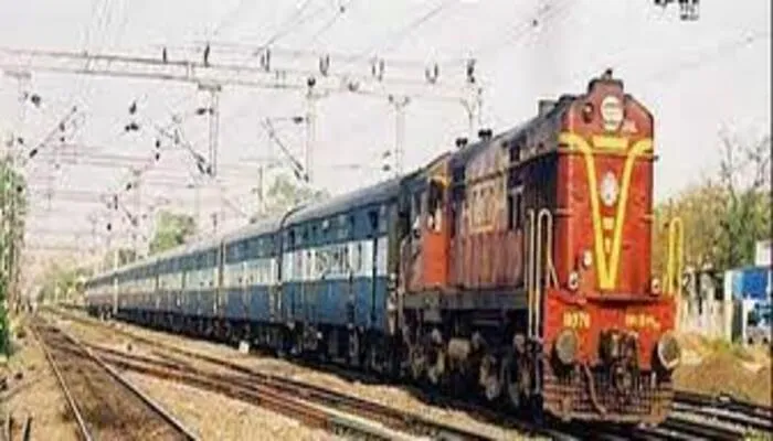 पांच जनवरी को एक ट्रिप के लिए चलेगी गोरखपुर-बांद्रा स्पेशल