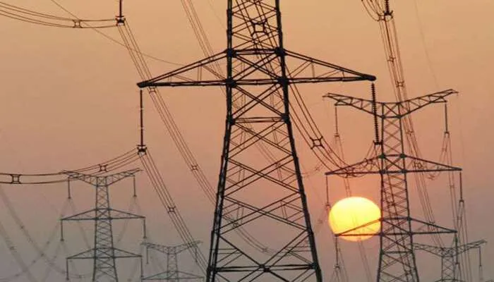 लखनऊ: 24 घंटे प्रदेश को बिजली देने के लिए पावर कारपोरेशन तैयार