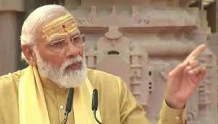 पीएम मोदी ने श्लोकों से किया काशी की महिमा का बखान