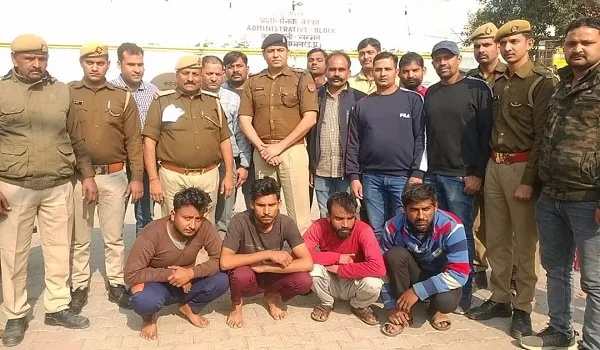 संभल : मुठभेड़ के बाद चार बदमाश गिरफ्तार, पशु व्यापारी से 2.5 लाख रुपये लूटने का किया था प्रयास