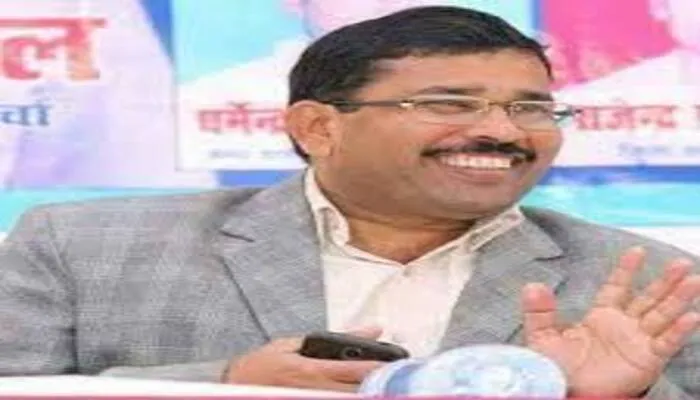 लखनऊ: पूर्व मंत्री दद्दू प्रसाद ने किया सपा का समर्थन